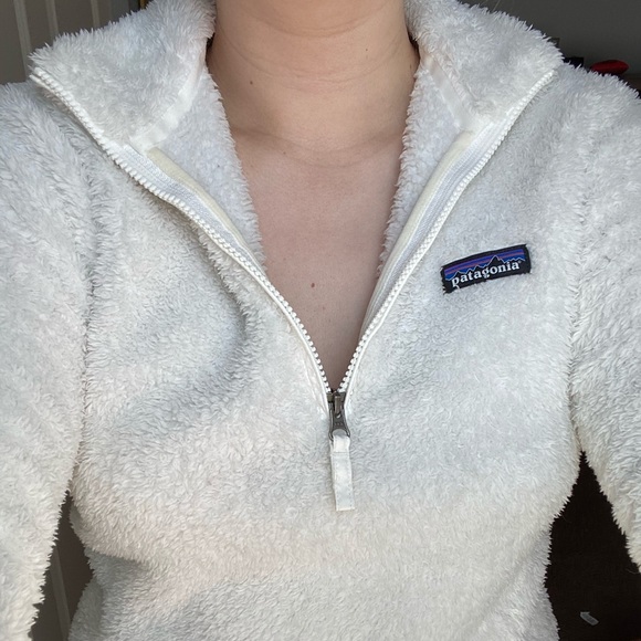 Patagonia Quarter Zip - Picture 3 of 4